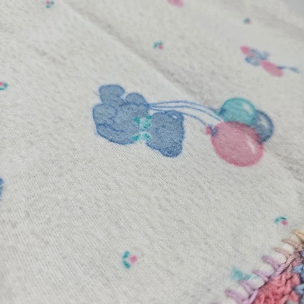 Receiving Blanket‎ Unisex Baby 25x30 White Animal Print Crochet Trim VTG Vintage